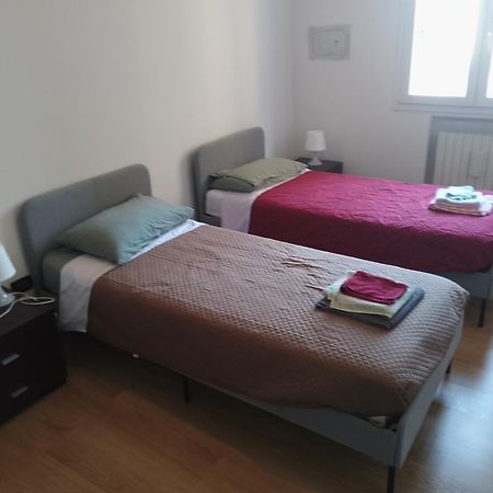Bologna Quartiere Savena - Appartamento Di Stefano Номер фото